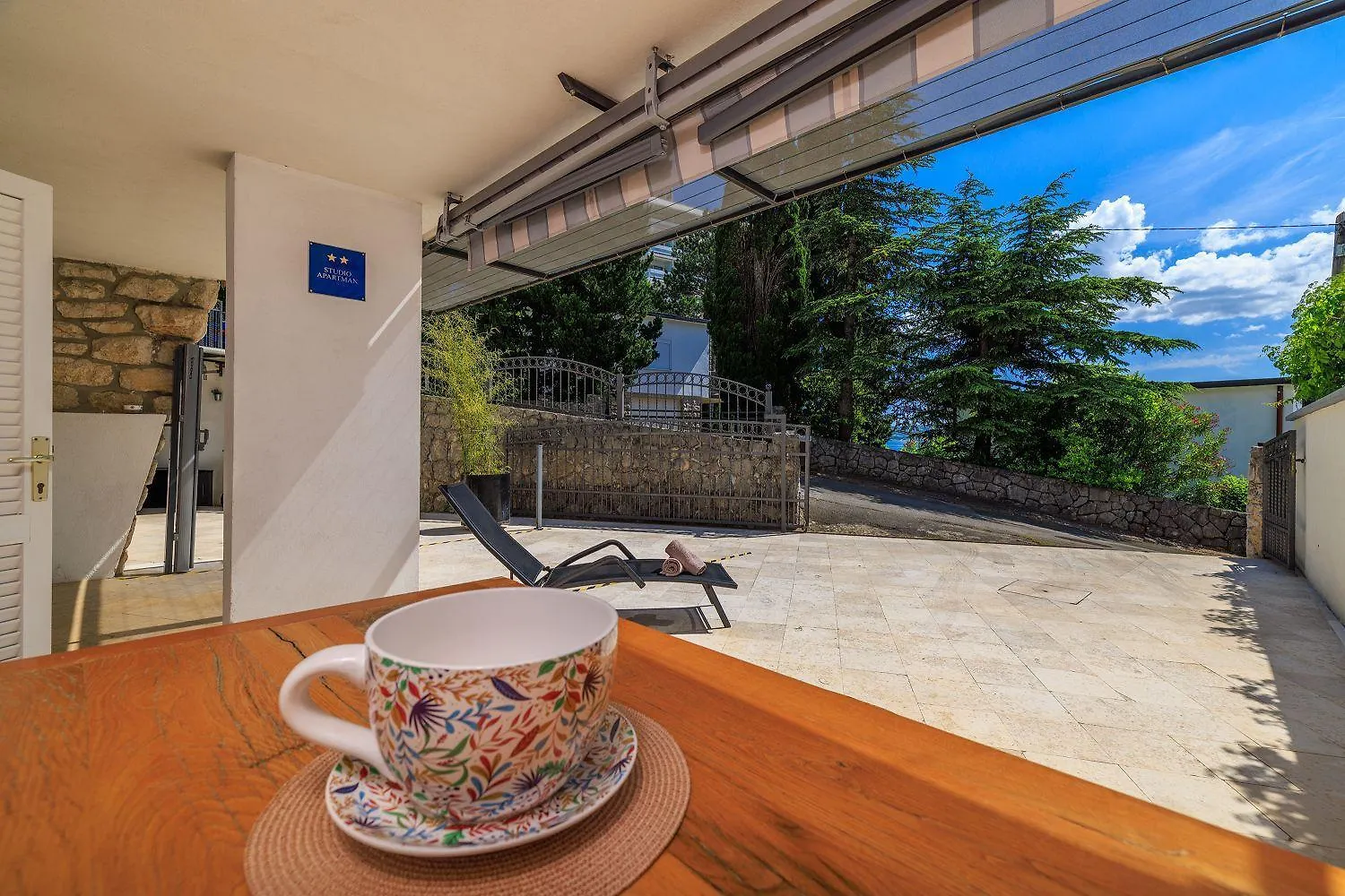 Helles Studio-Apartment Nur 350 Meter Zum Strand Mit Grill, Privatparkplatz, Liege Dramalj